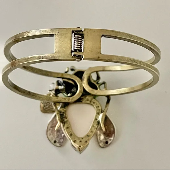 Betsey Johnson Vintage Critters Art Deco Rosebud Bug Fly Hinged Bangle Bracelet - Picture 8 of 12